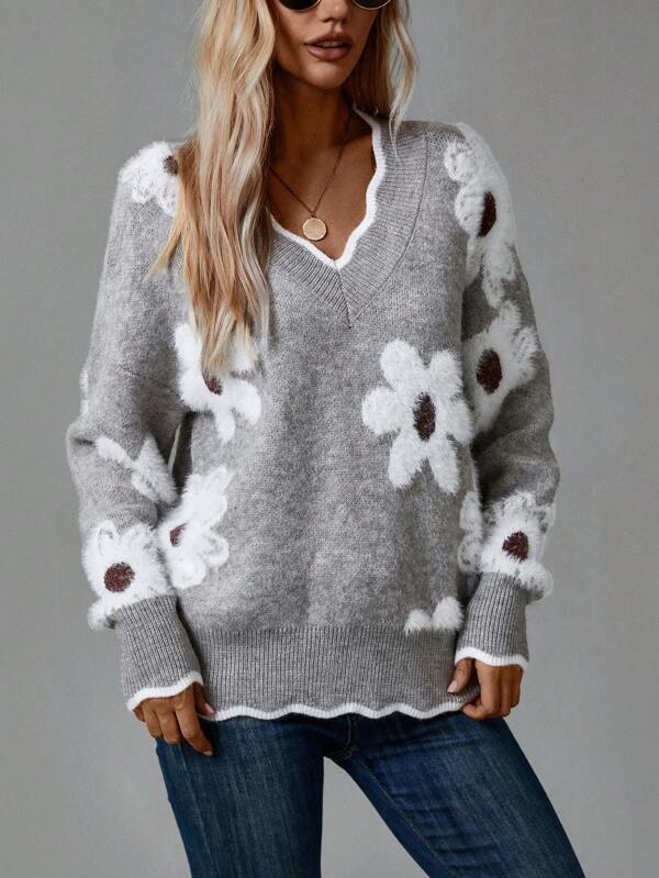 Leon | Timeless V-Neck Sweater with Floral Details