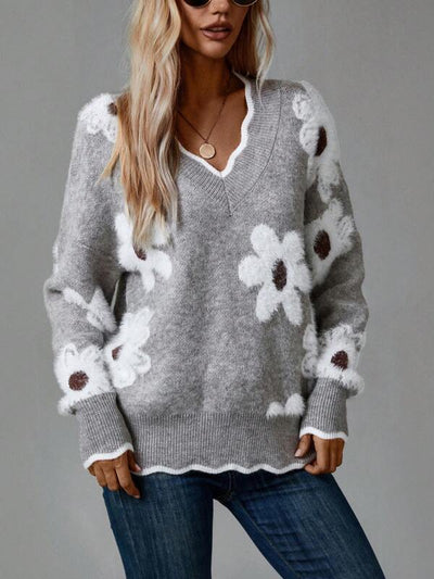 Leon | Timeless V-Neck Sweater with Floral Details