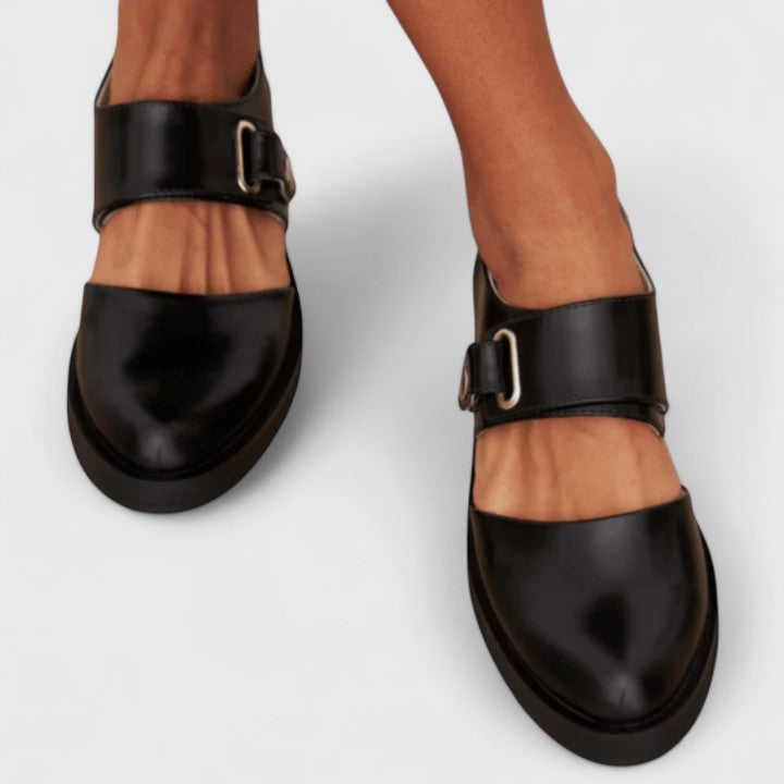 ODESSA | Elegant Retro Shoes in Classic Style