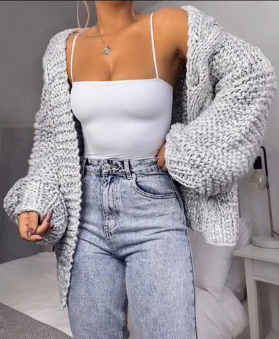 Clara | Elegant Knit Cardigan in Relaxed Chunky Design