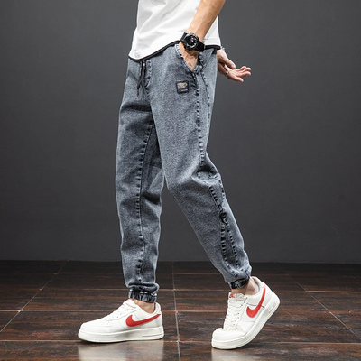 Jason | Cargo Jeans in Denim for Cool Casual Looks and Comfort