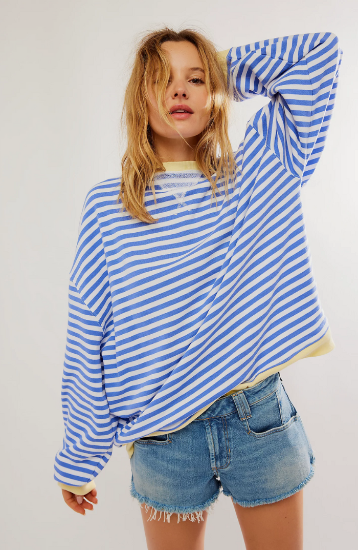 LEONIE | Striped Women’s Sweater in Oversized Fit
