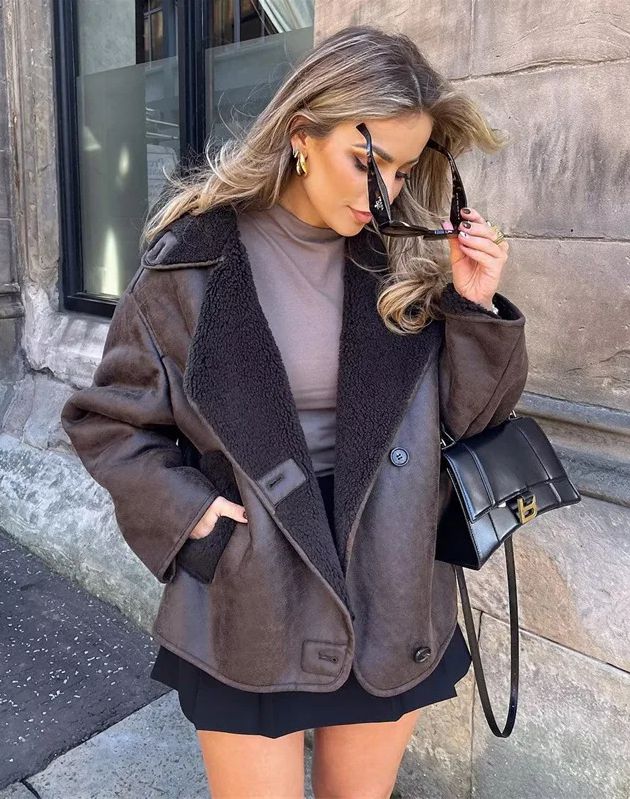 Amara | Warm Lined Women’s Coat in Faux Fur & Leather