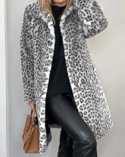 LYRA | Long Soft Jacket in Stylish Leopard Print