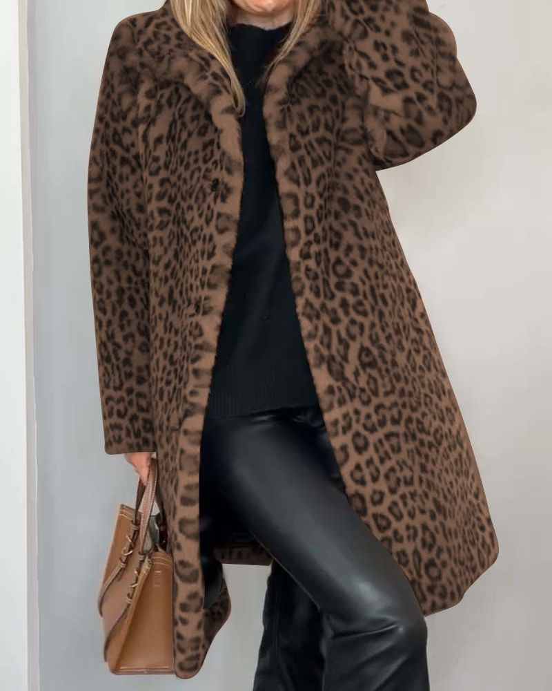 LYRA | Long Soft Jacket in Stylish Leopard Print