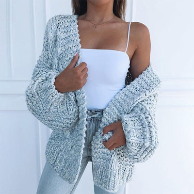 Clara | Elegant Knit Cardigan in Relaxed Chunky Design