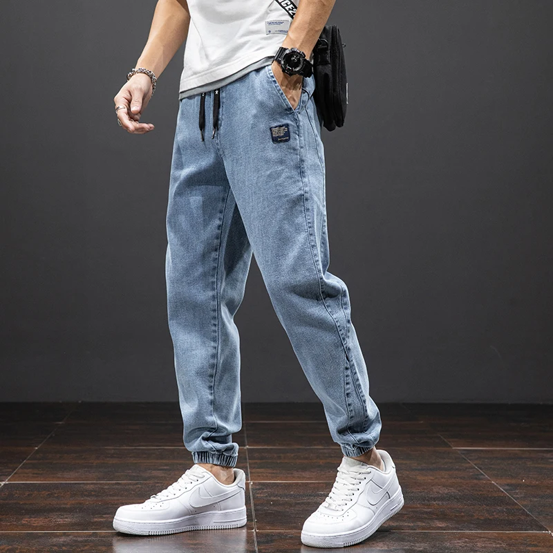 Jason | Cargo Jeans in Denim for Cool Casual Looks and Comfort