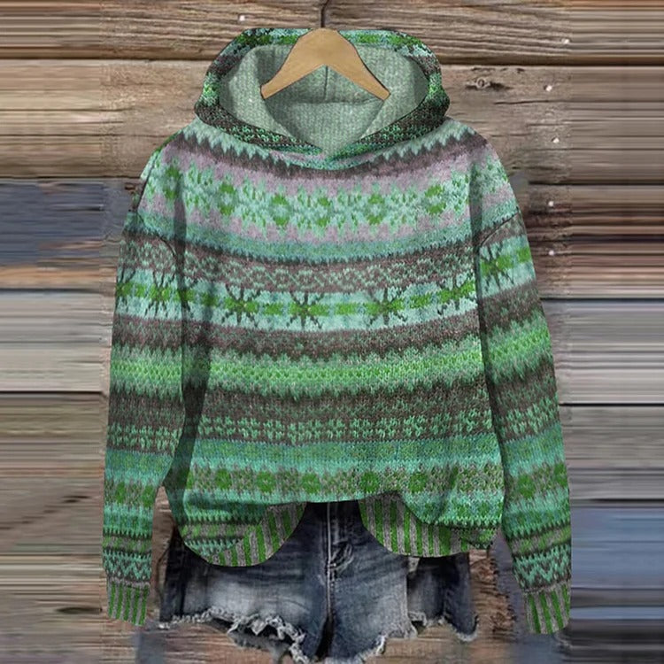 Clara | Retro-Inspired Sweater with Cozy Hood