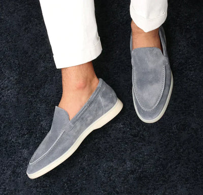Old Money Classic Suede Loafers for Style-Conscious Men
