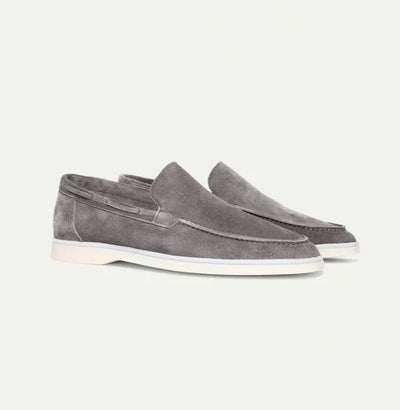 Old Money Classic Suede Loafers for Style-Conscious Men