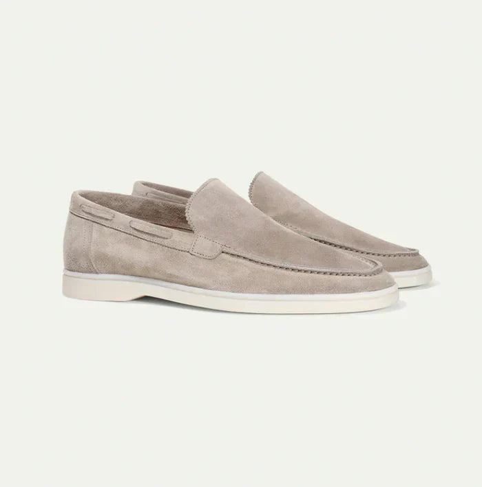 Old Money Classic Suede Loafers for Style-Conscious Men