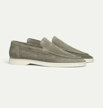 Old Money Classic Suede Loafers for Style-Conscious Men