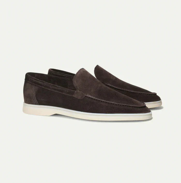 Old Money Classic Suede Loafers for Style-Conscious Men