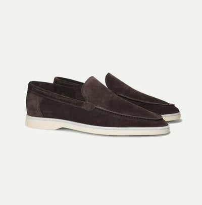 Old Money Classic Suede Loafers for Style-Conscious Men