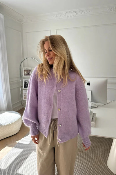 Clara | Comfortable Women’s Cardigan with Modern Cut