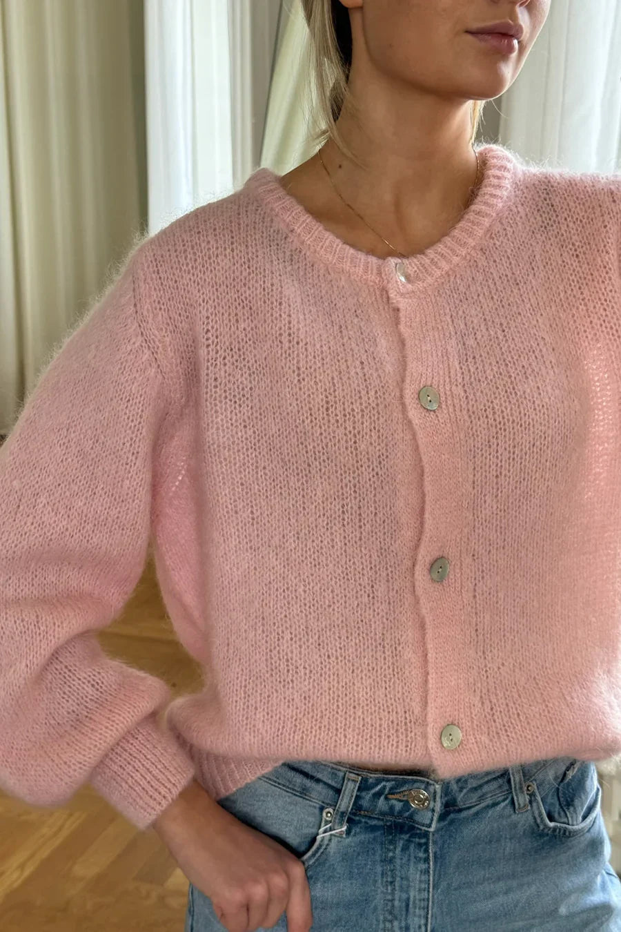 Clara | Comfortable Women’s Cardigan with Modern Cut