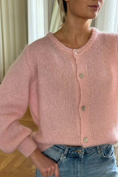 Clara | Comfortable Women’s Cardigan with Modern Cut
