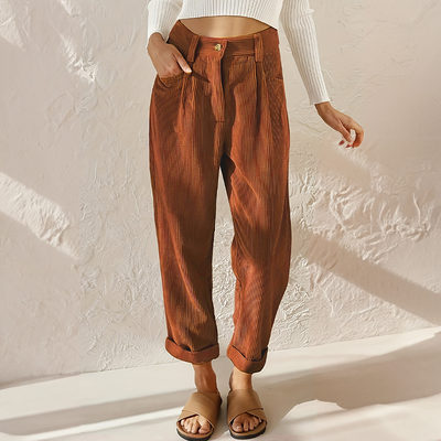 Clara | Casual Corduroy Brooch in Vintage Style