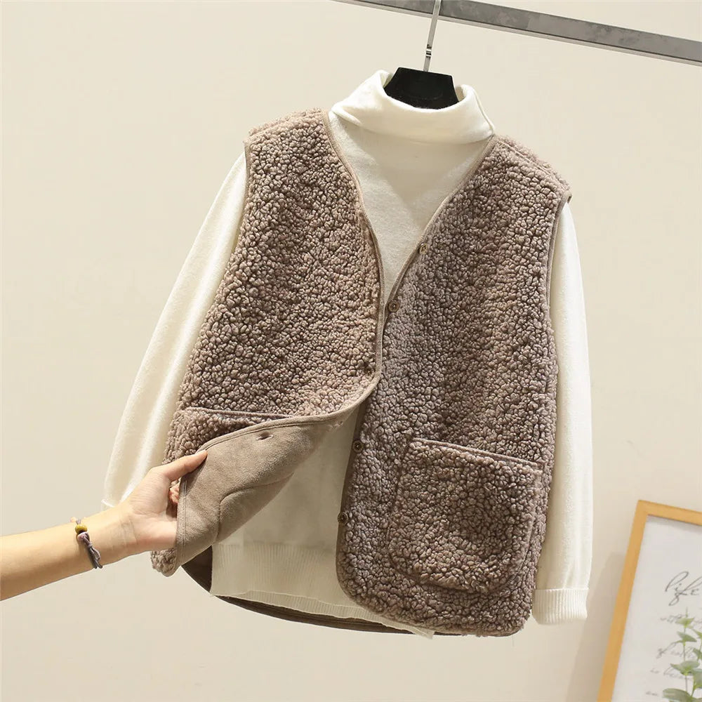 Chloe | Fleece Vest for Cold Days and Outdoor Activities
