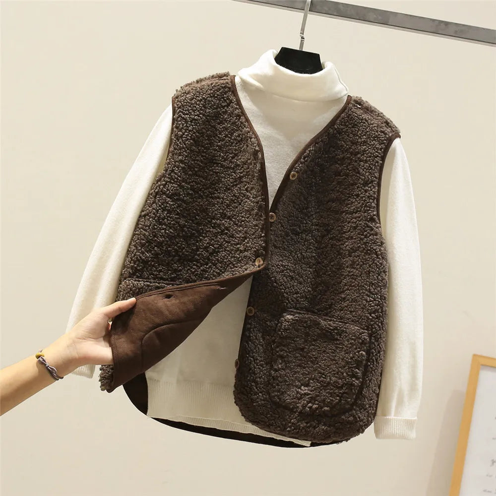 Chloe | Fleece Vest for Cold Days and Outdoor Activities