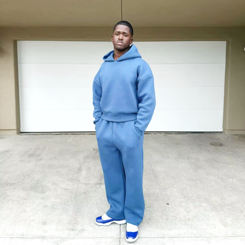 Darren | Jogger & Hoodie Set in Trendy Streetwear Look