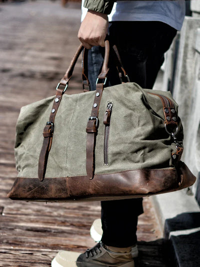 Felix | Stylish Weekend Bag in Retro Design