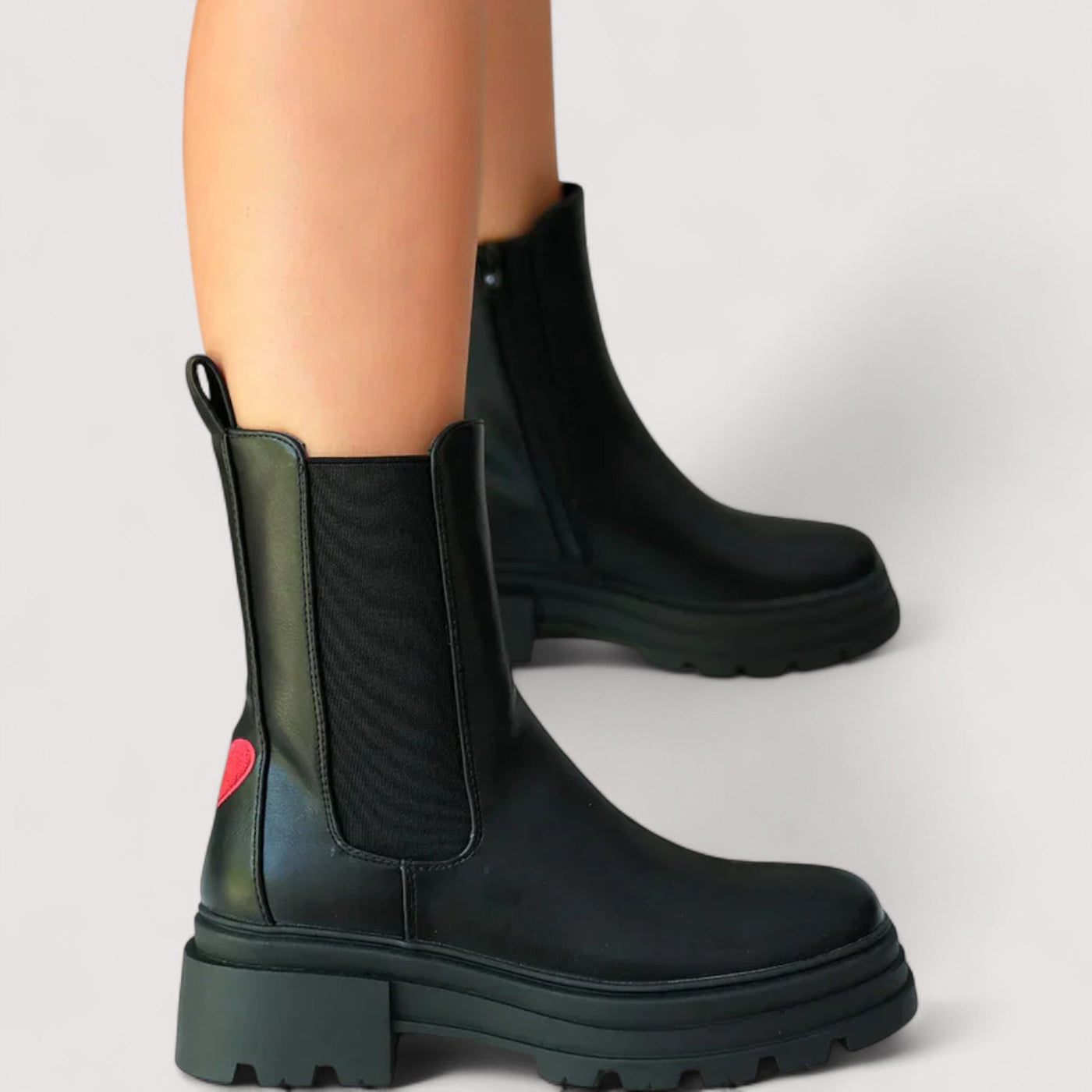 ISADORA | Stylish Ankle Boots with Elegant Character