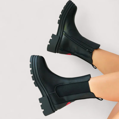 ISADORA | Stylish Ankle Boots with Elegant Character