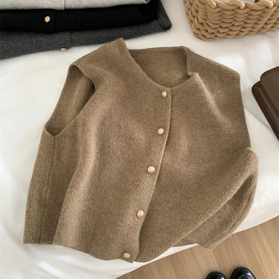 Elegant Women's Vest in Knit Design with Buttons