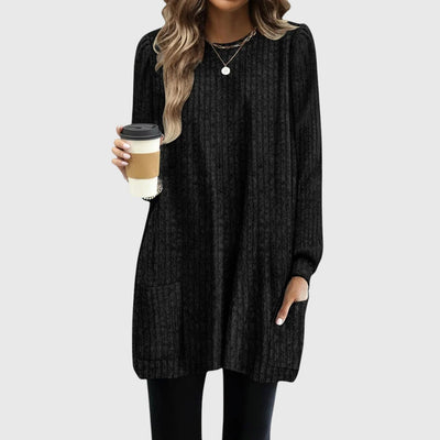 SABRIELLE | Ribbed Knit Tunic in Modern Design