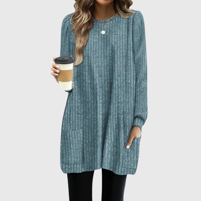 SABRIELLE | Ribbed Knit Tunic in Modern Design