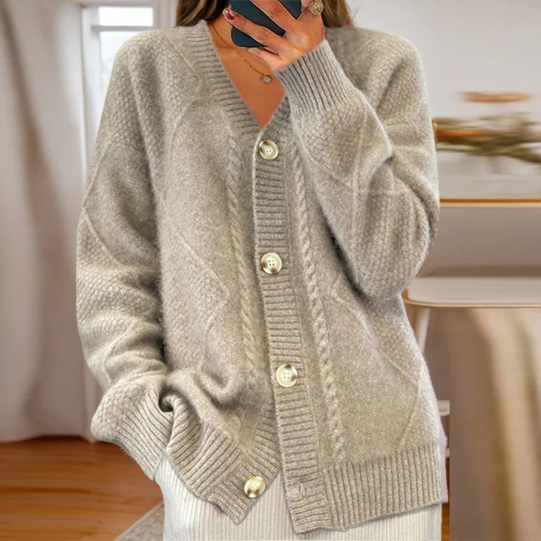Clara | Stylish Women’s Cable Knit Cardigan – Lightweight