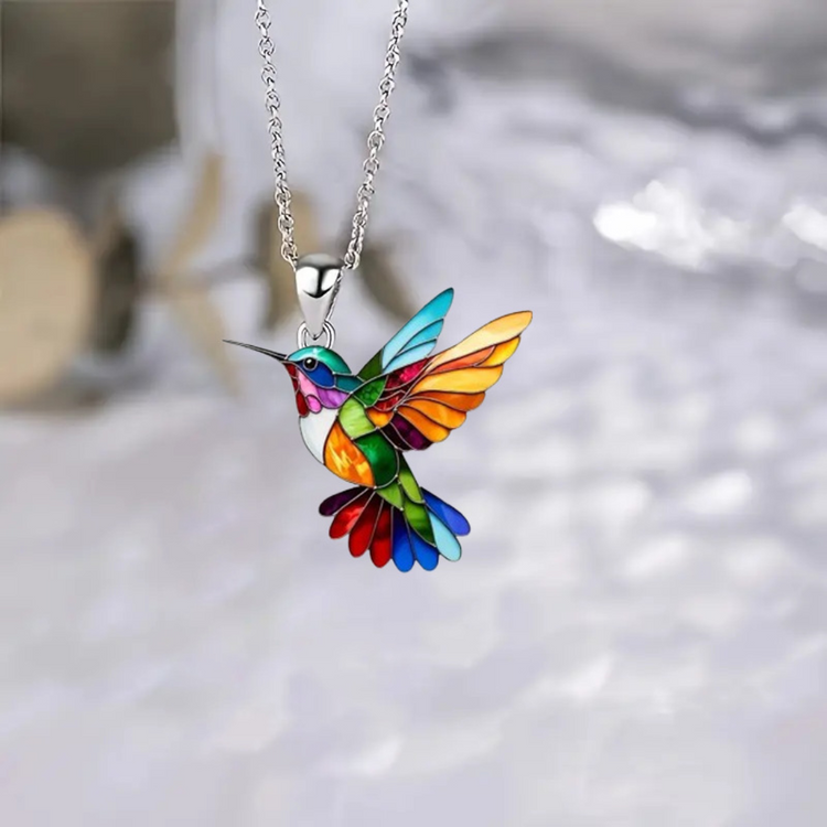 Lina | Minimalist Necklace with Hummingbird Charm