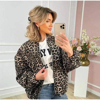 ISOLDE | Trendy Bomber Jacket in Modern Leopard Print