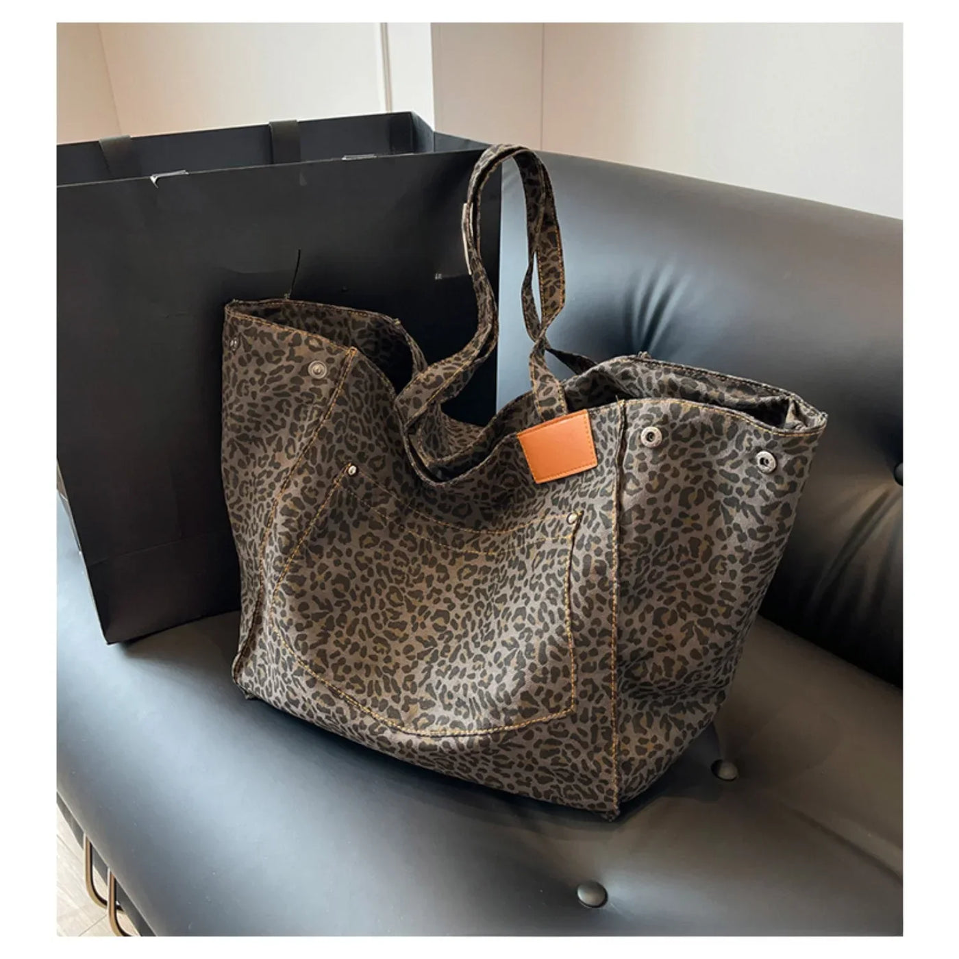 SERAPHINA | Spacious Shopper in Stylish Leopard Print