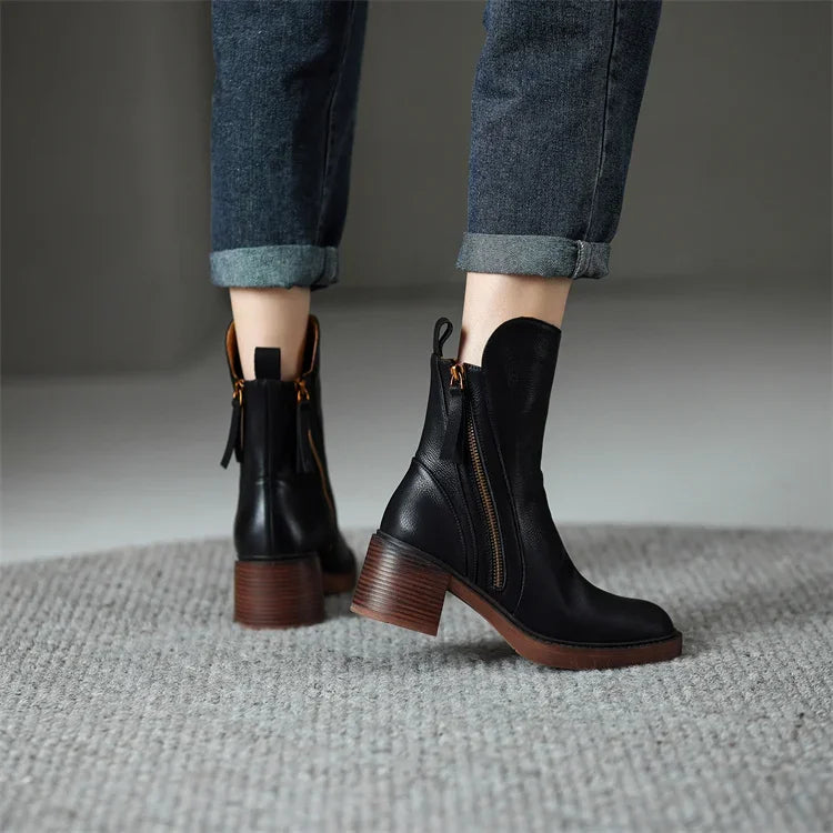 Clara | Leather Ankle Boots with Timeless Silhouette
