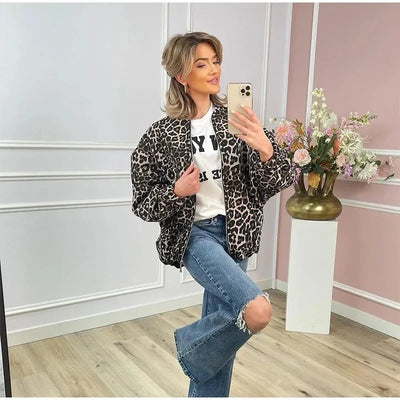 ISOLDE | Trendy Bomber Jacket in Modern Leopard Print