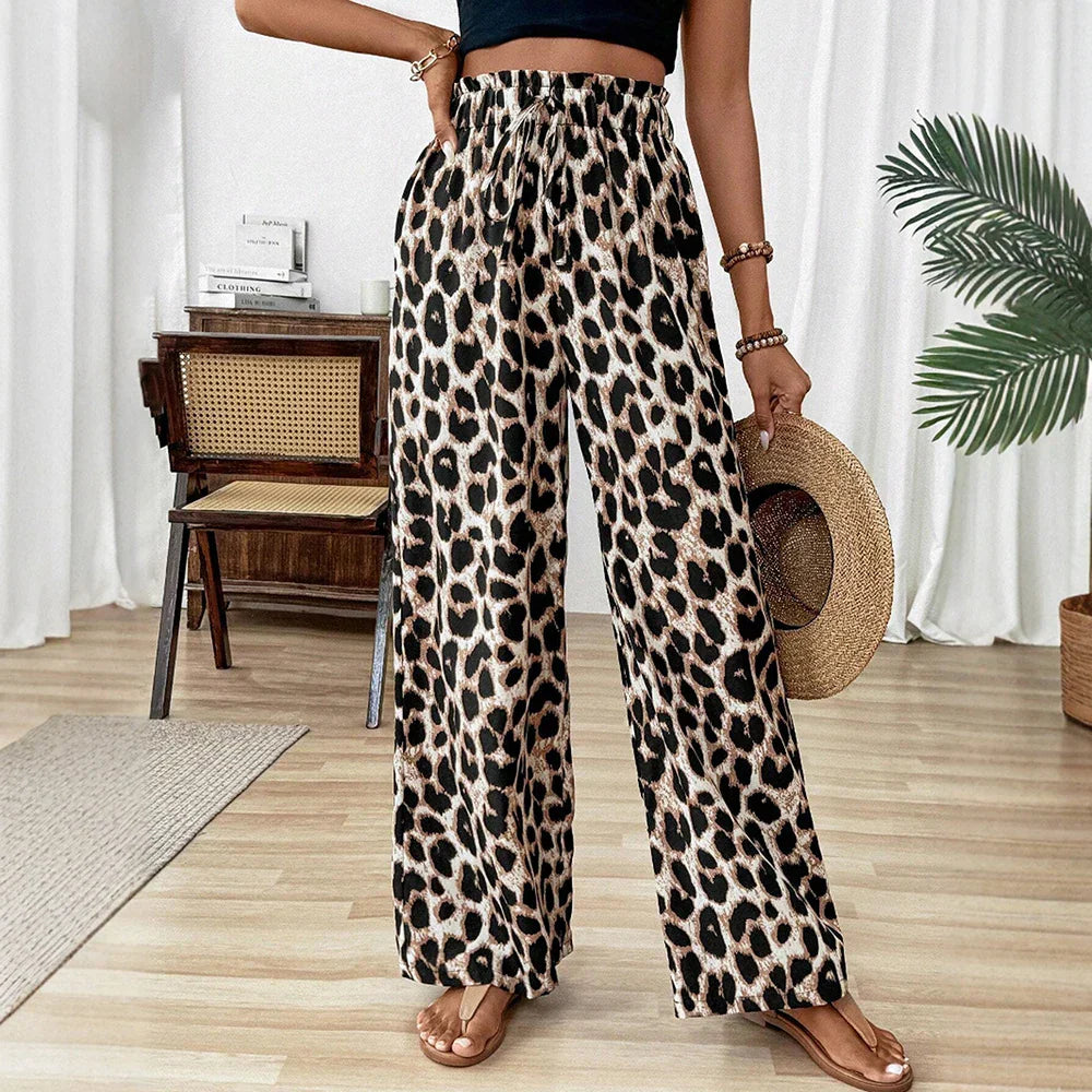ELARA | Lightweight Pants in Trendy Leopard Print