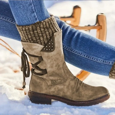 Amira | Warm Women’s Winter Boots with Treaded Sole