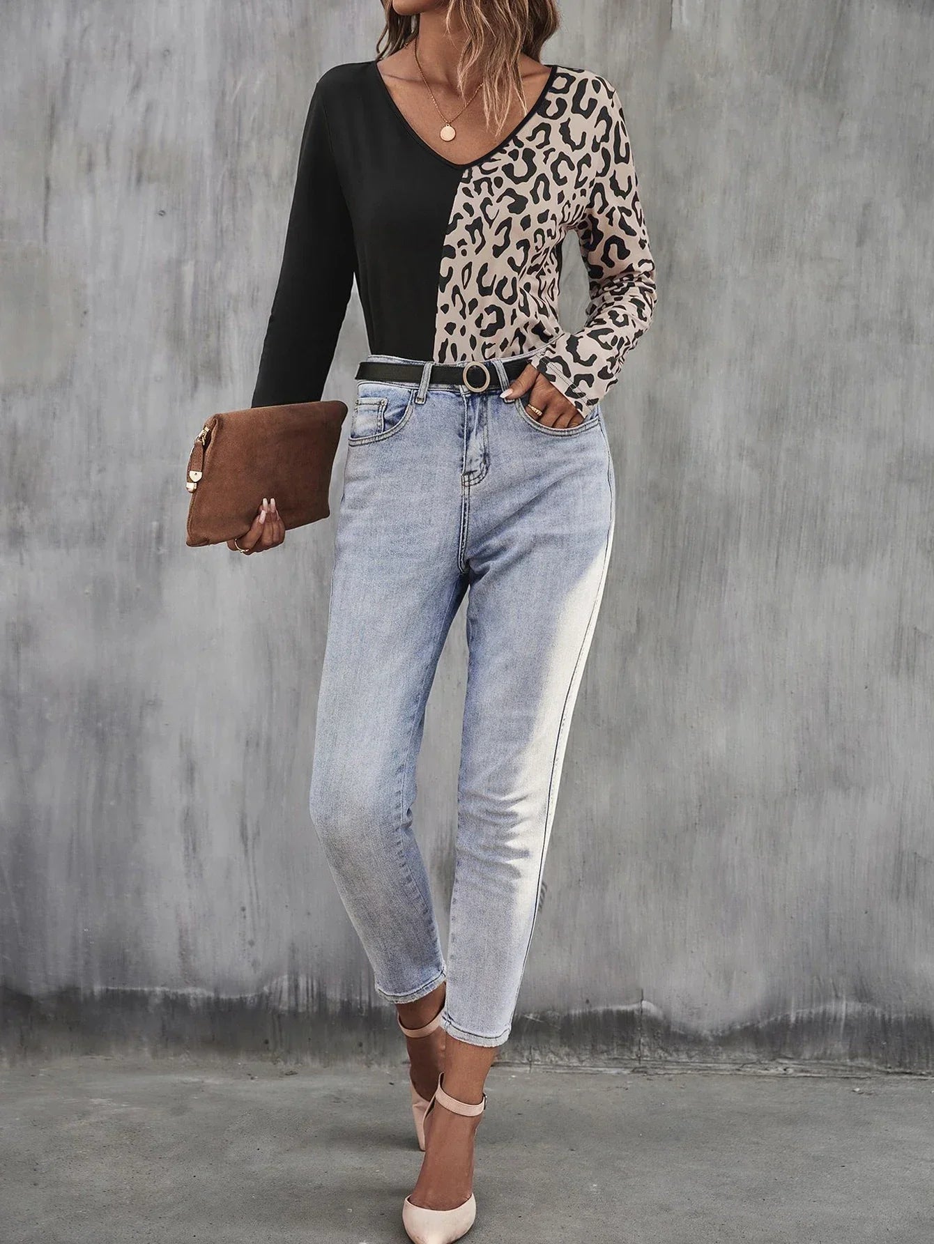 ARWEN | Fashionable Top with Bold Leopard Contrast