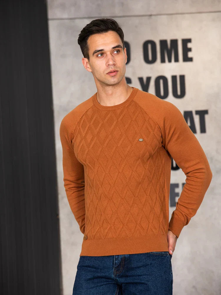 Noah | Timeless Men’s Sweater with Diamond Pattern