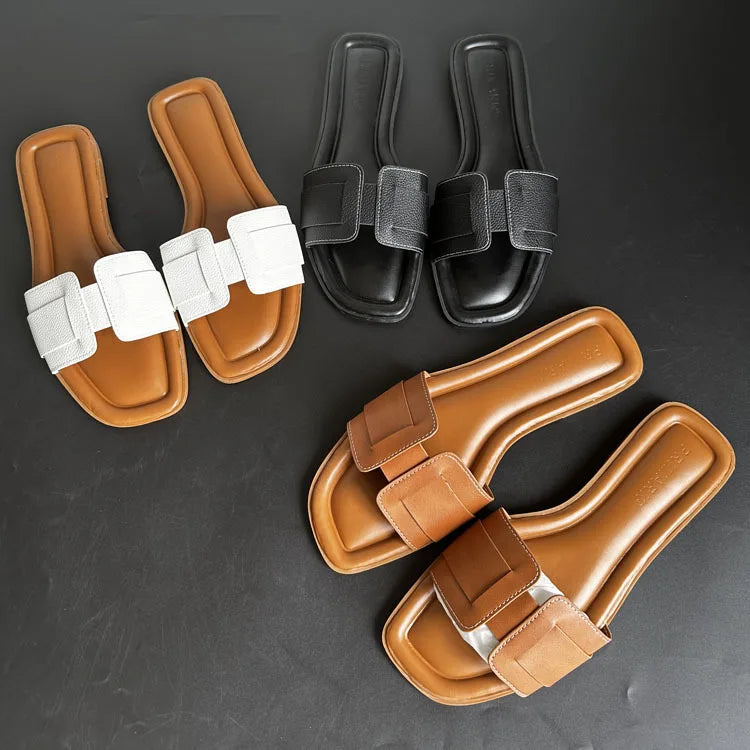Helen | Flat Sandals for Stylish Summer Looks