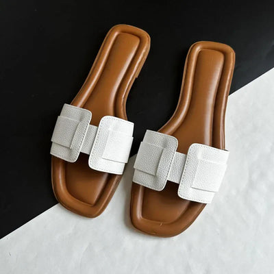 Helen | Flat Sandals for Stylish Summer Looks