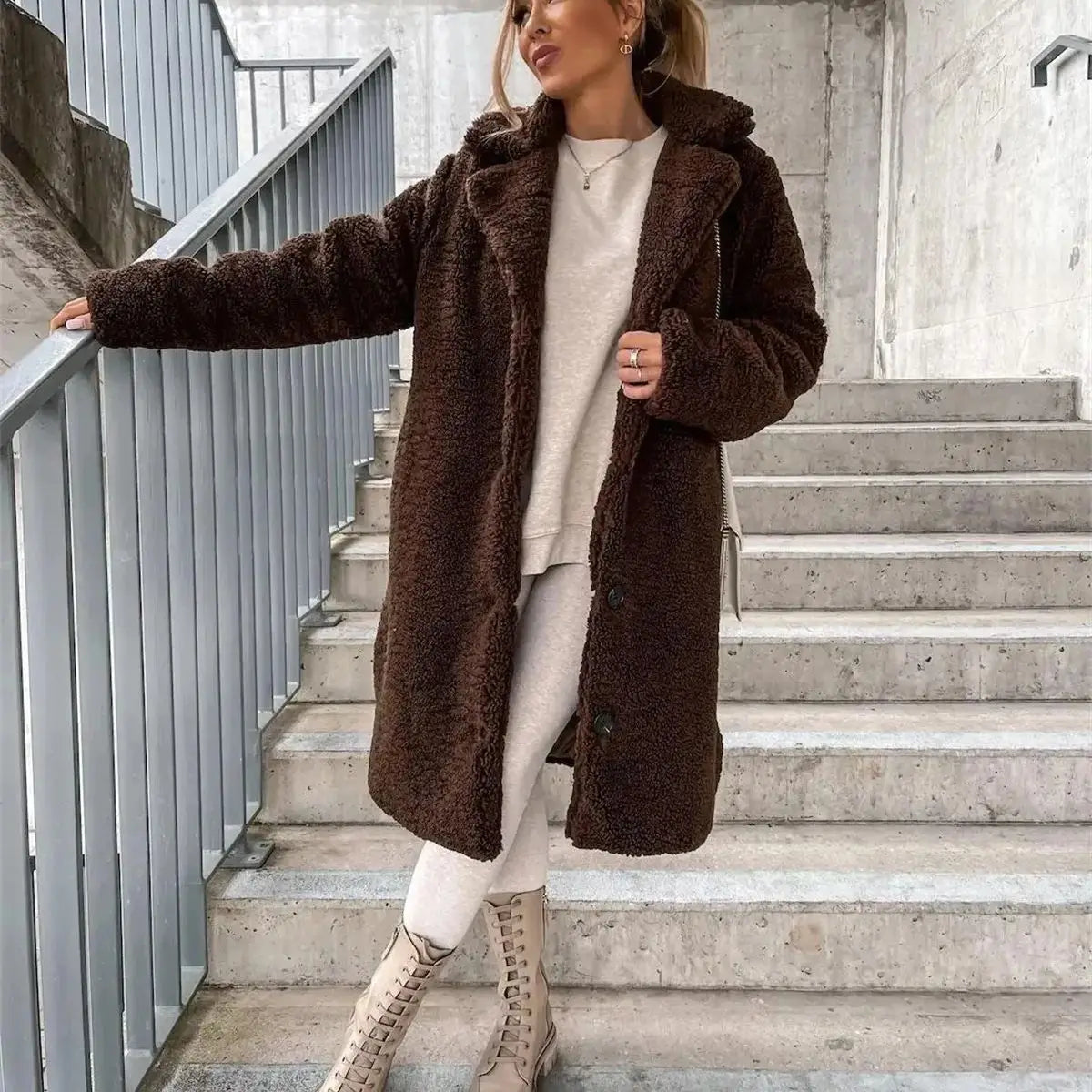 Mira | Cozy Women’s Teddy Jacket – Warm & Stylish