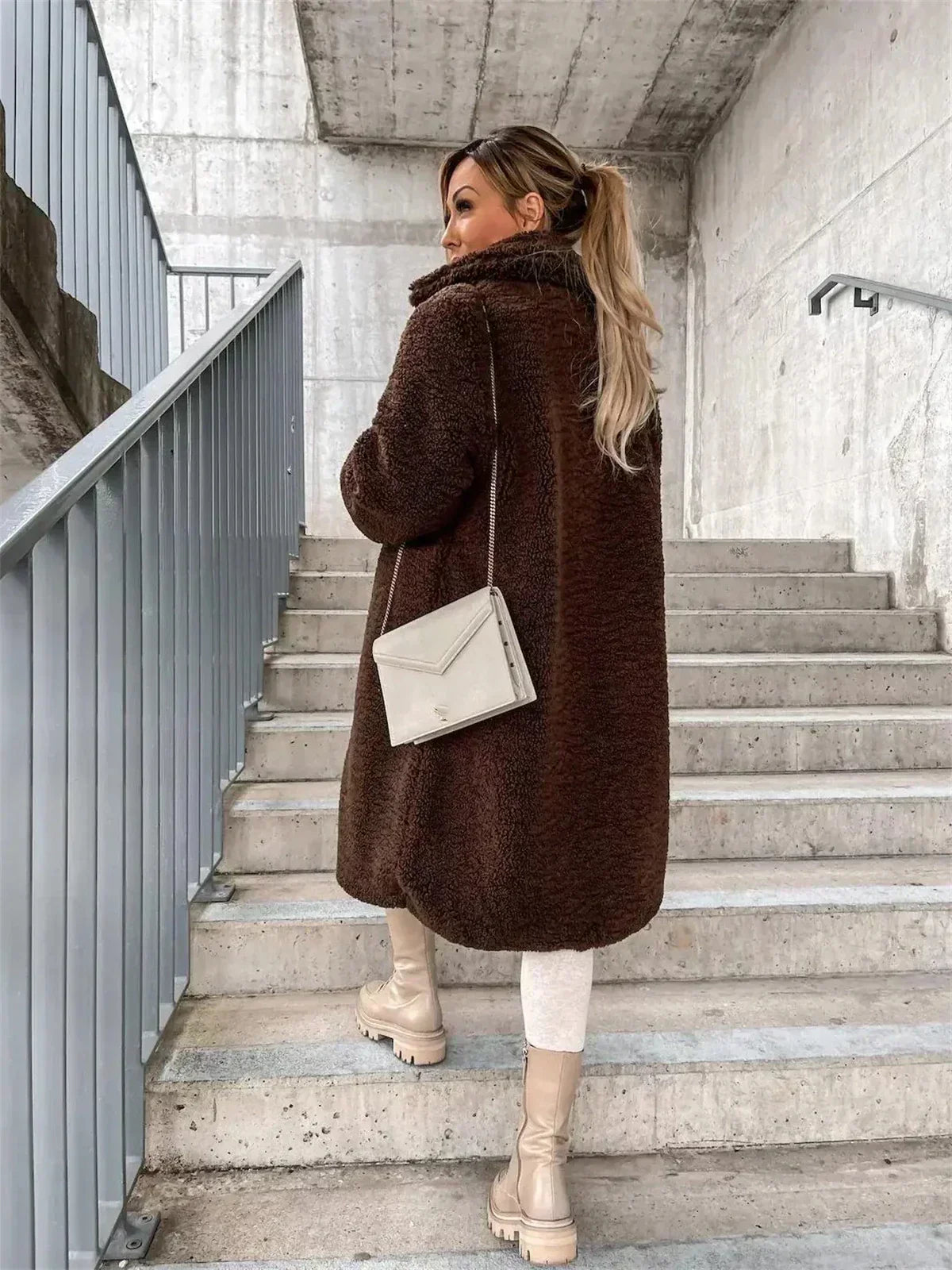 Mira | Cozy Women’s Teddy Jacket – Warm & Stylish