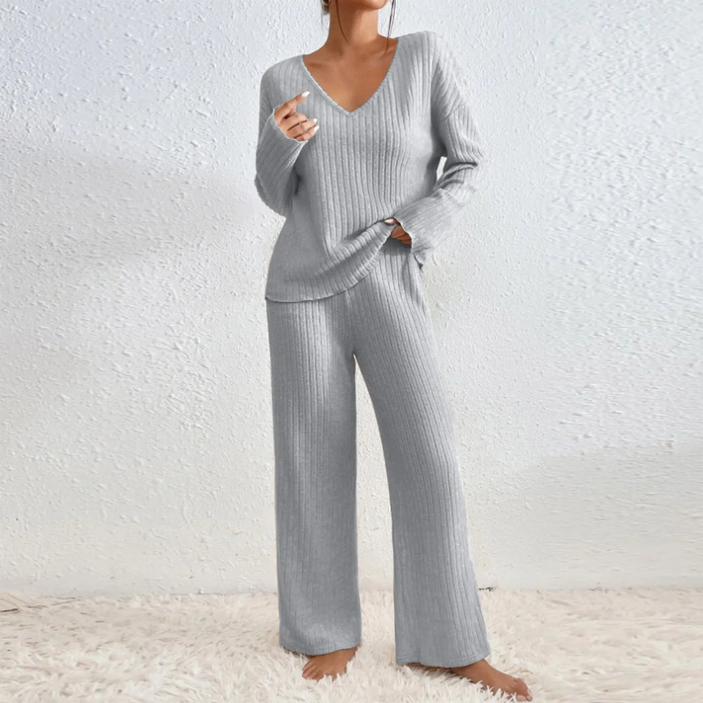 Clara | Two-Piece Women’s Set with Modern Style