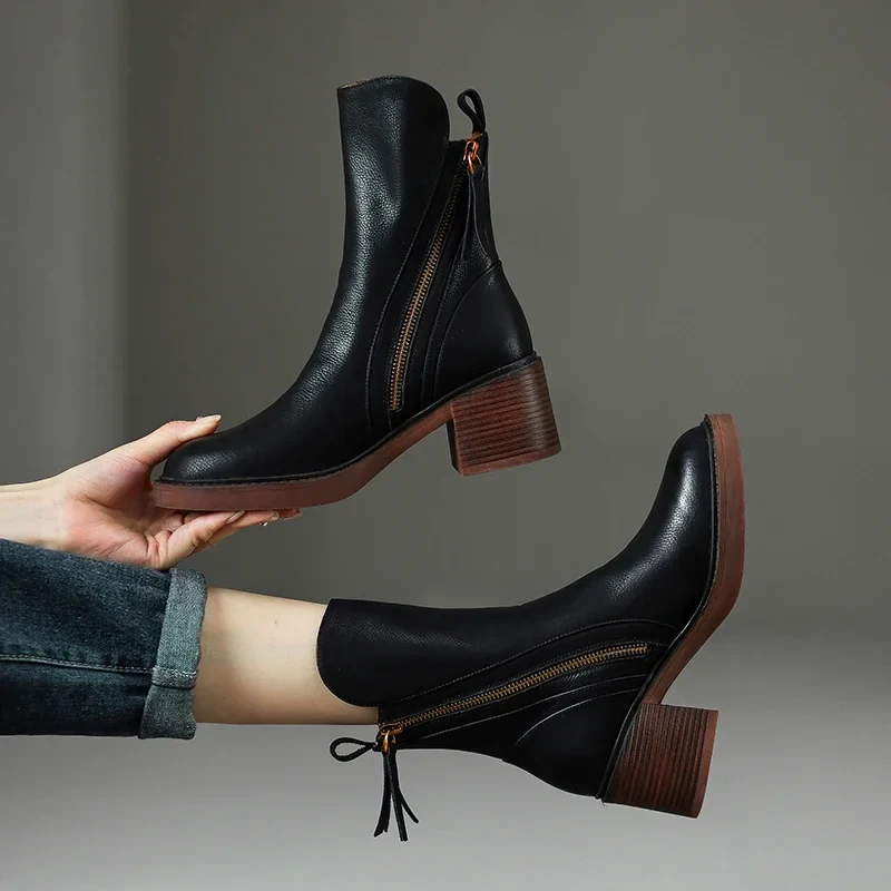 Lena | Classic Women’s Ankle Boots in Elegant Style