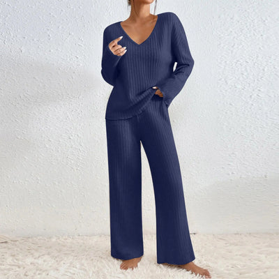 Clara | Two-Piece Women’s Set with Modern Style