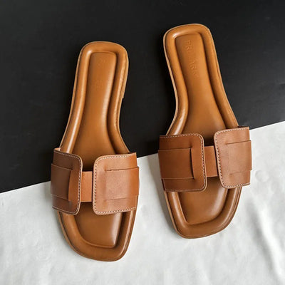 Helen | Flat Sandals for Stylish Summer Looks