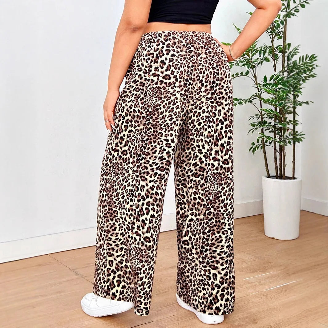 AMARA | Wide-Leg Pants in Modern Leopard Print